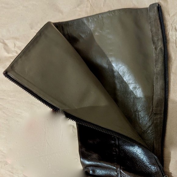 Gryson Knee-High Leather Boots And Dust Bag (Brown) - Picture 9 of 16